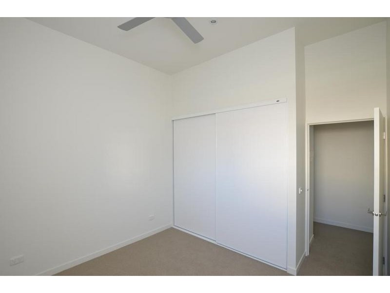 5/64 Cross Street, Footscray VIC 3011