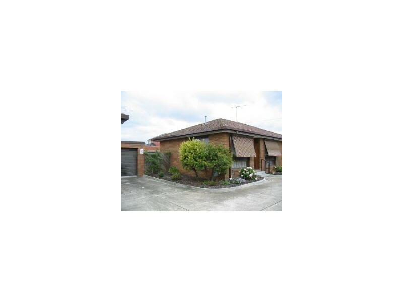 4/18-20 Waiora Parade, West Footscray VIC 3012
