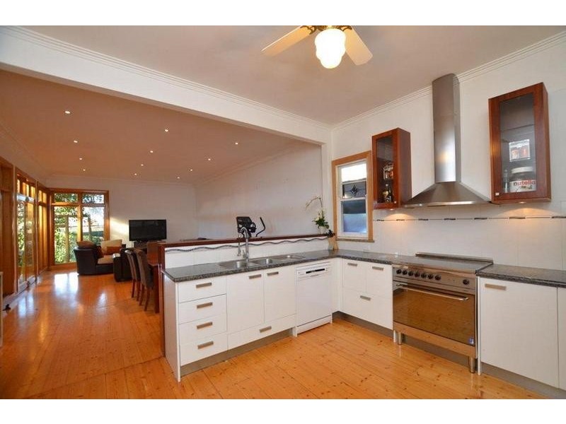 2 Donald Street, Sunshine VIC 3020