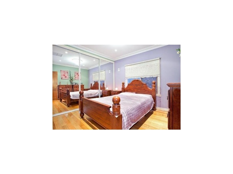 158 Pilgrim Street, Seddon VIC 3011