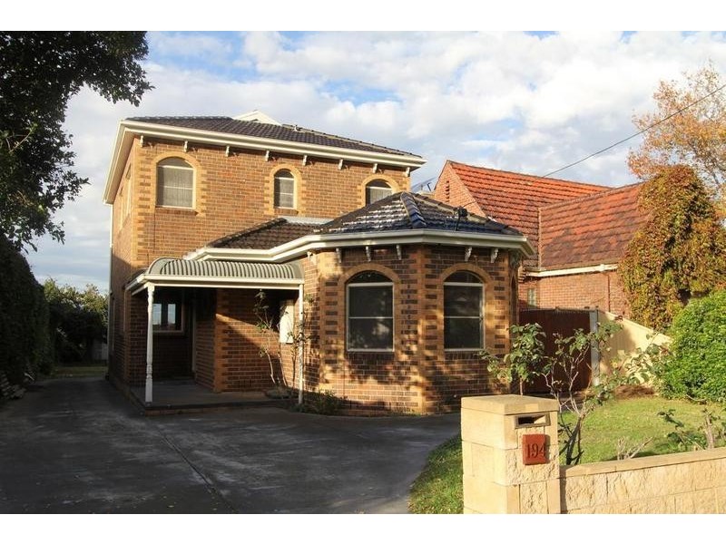 194 Douglas Parade, Williamstown VIC 3016