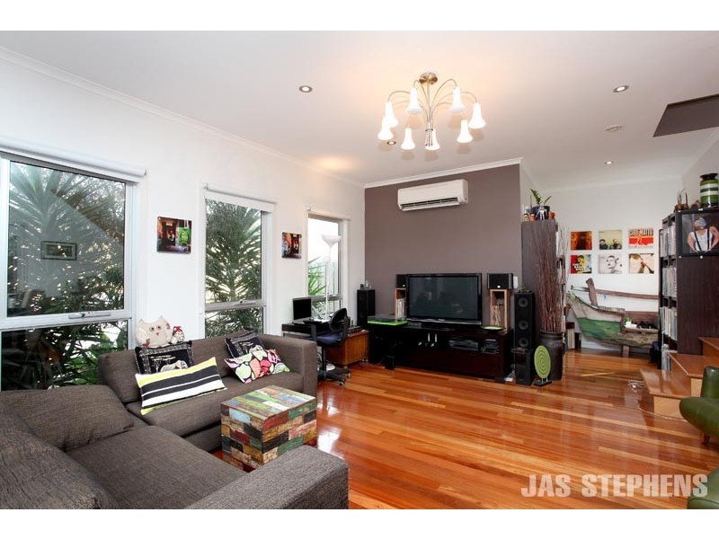 16 Burns Street, Yarraville VIC 3013