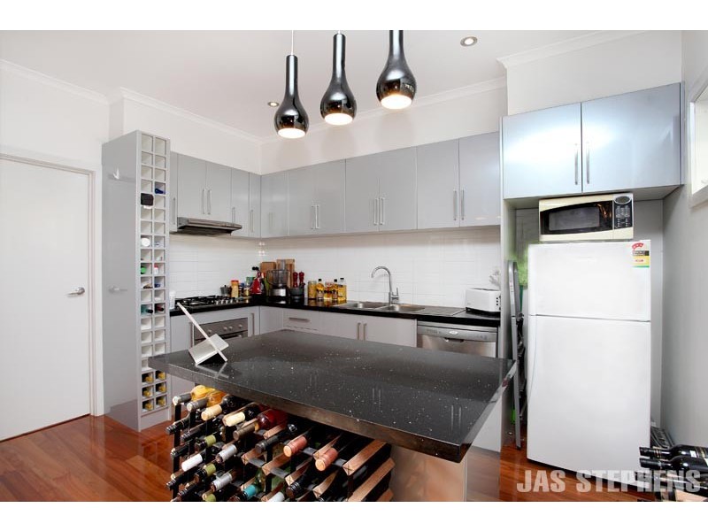 16 Burns Street, Yarraville VIC 3013