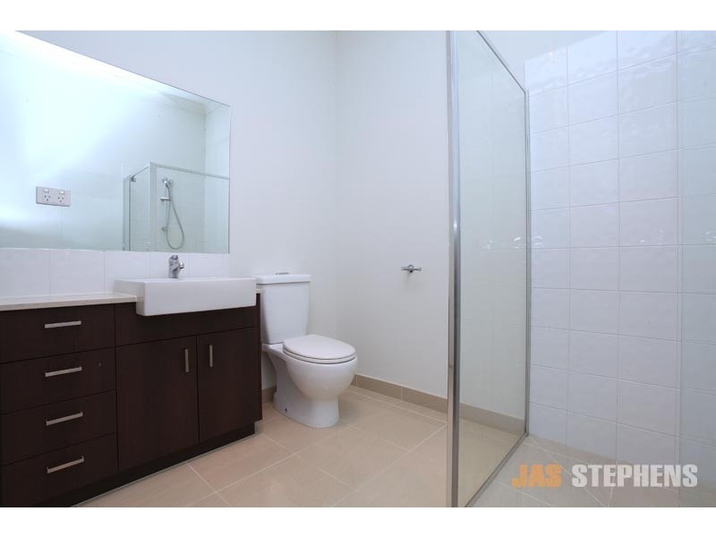 5 Saltriver Place (4 Swallow Lane), Footscray VIC 3011