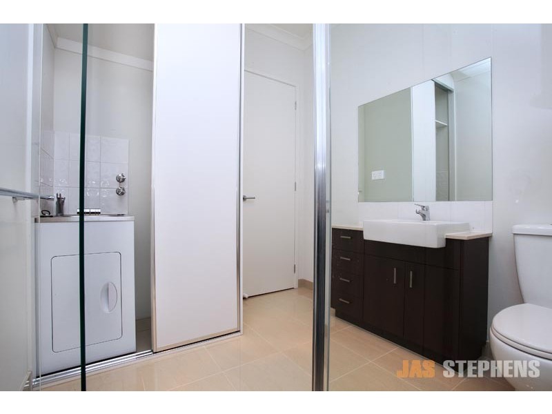 5 Saltriver Place (4 Swallow Lane), Footscray VIC 3011