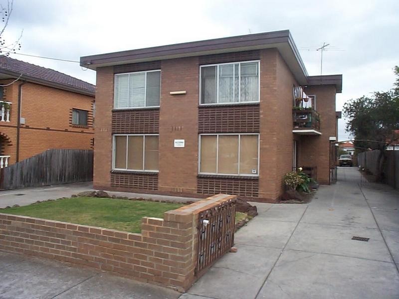 6/50 Bayview Road, Seddon VIC 3011
