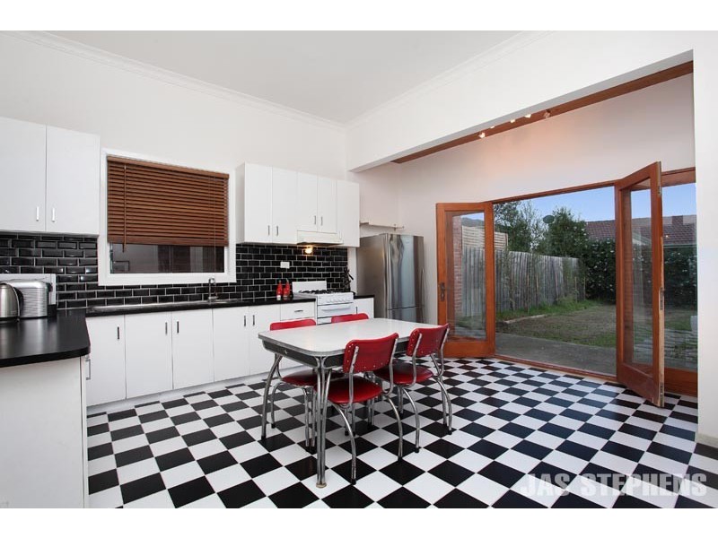 137 Ballarat Road, Maidstone VIC 3012
