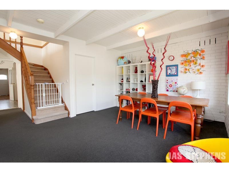 2 Corris Street, Yarraville VIC 3013