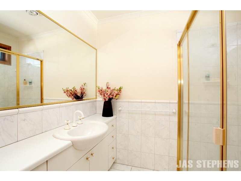 2 Corris Street, Yarraville VIC 3013