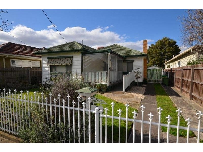 2 Vine Street, West Footscray VIC 3012