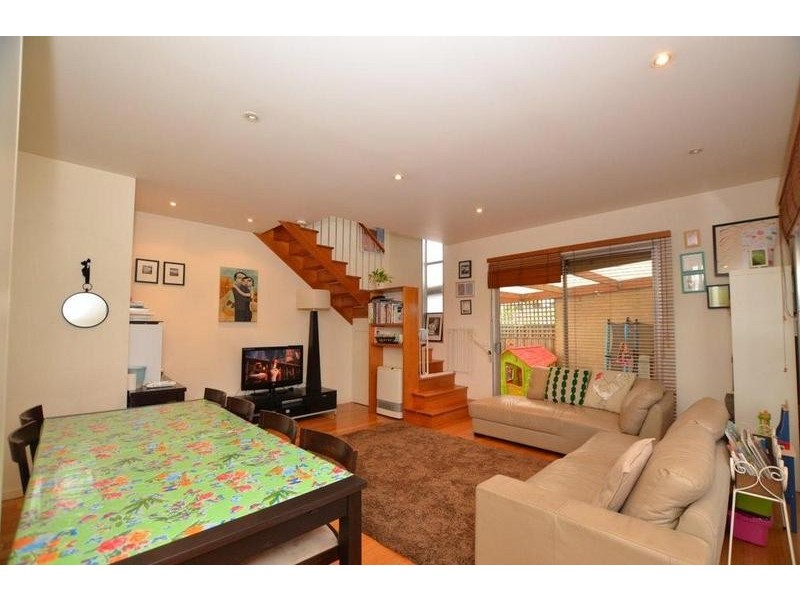 1/163 Somerville Road, Yarraville VIC 3013