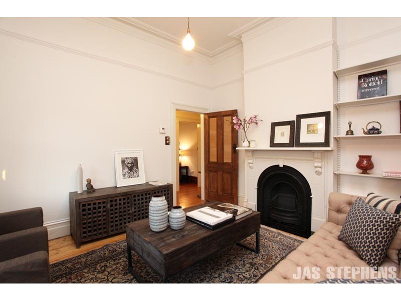 11 Seddon Street, Seddon VIC 3011