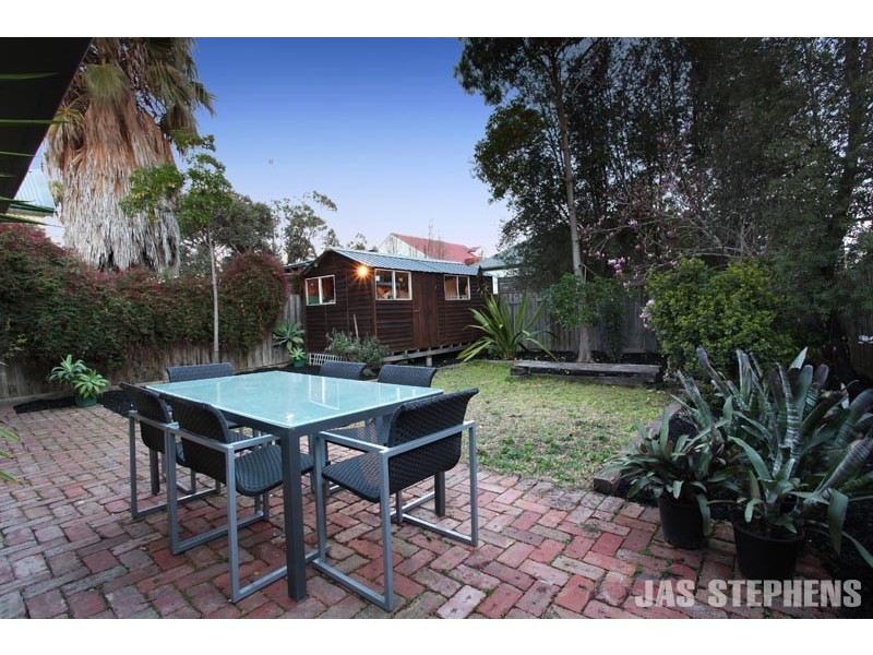 11 Seddon Street, Seddon VIC 3011