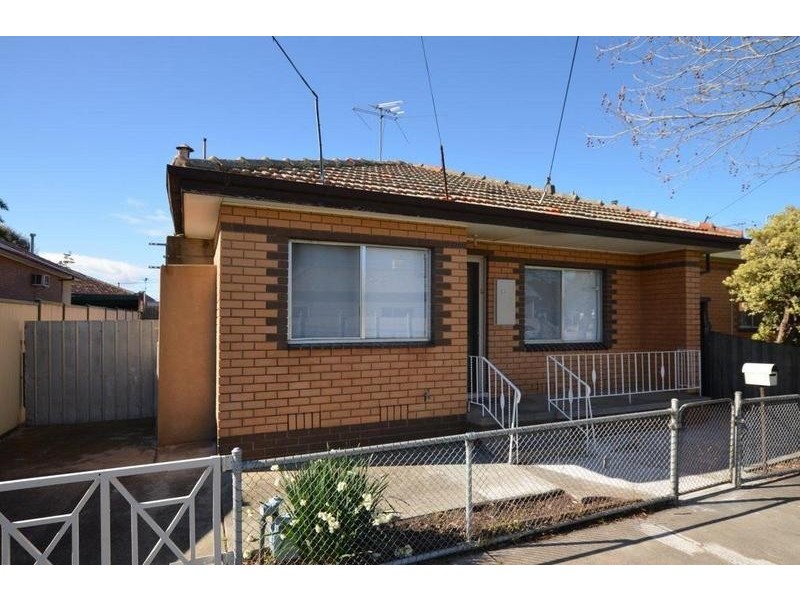 53 Hamilton Street, Yarraville VIC 3013