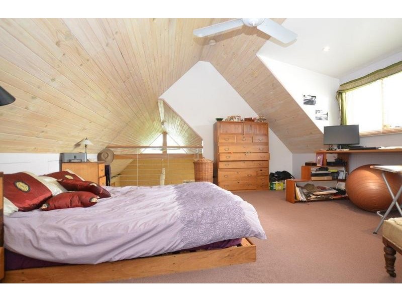 18 Bena Street, Yarraville VIC 3013