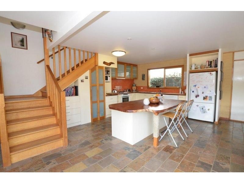 18 Bena Street, Yarraville VIC 3013