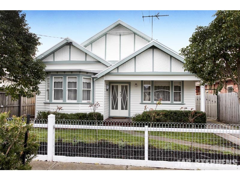 32 Tucker Street, West Footscray VIC 3012