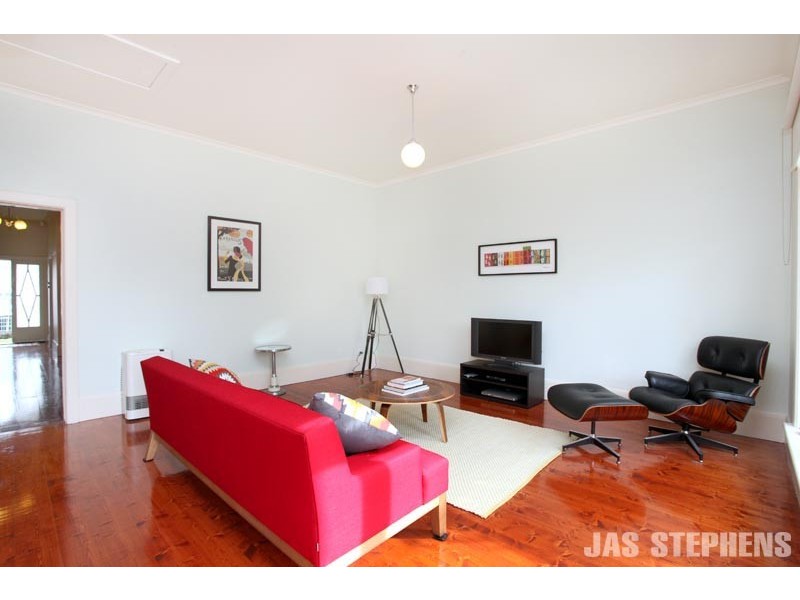 32 Tucker Street, West Footscray VIC 3012