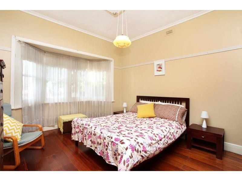 32 Tucker Street, West Footscray VIC 3012