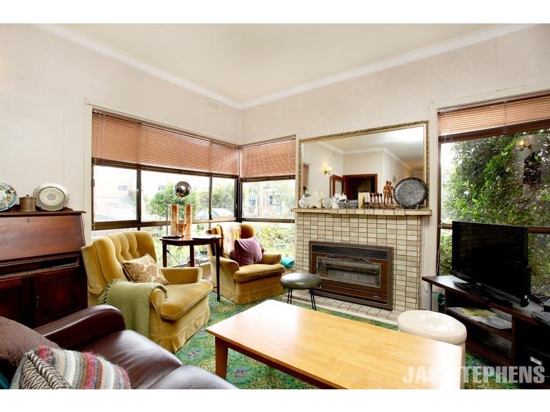 9 Mavis Street, Footscray VIC 3011