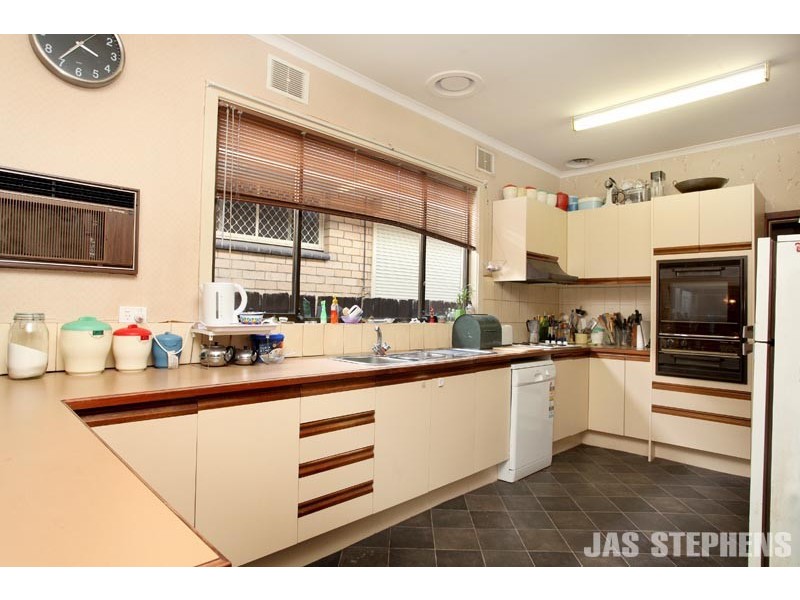 9 Mavis Street, Footscray VIC 3011