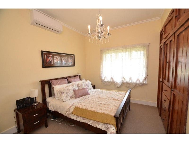 27 Wales Street, Kingsville VIC 3012