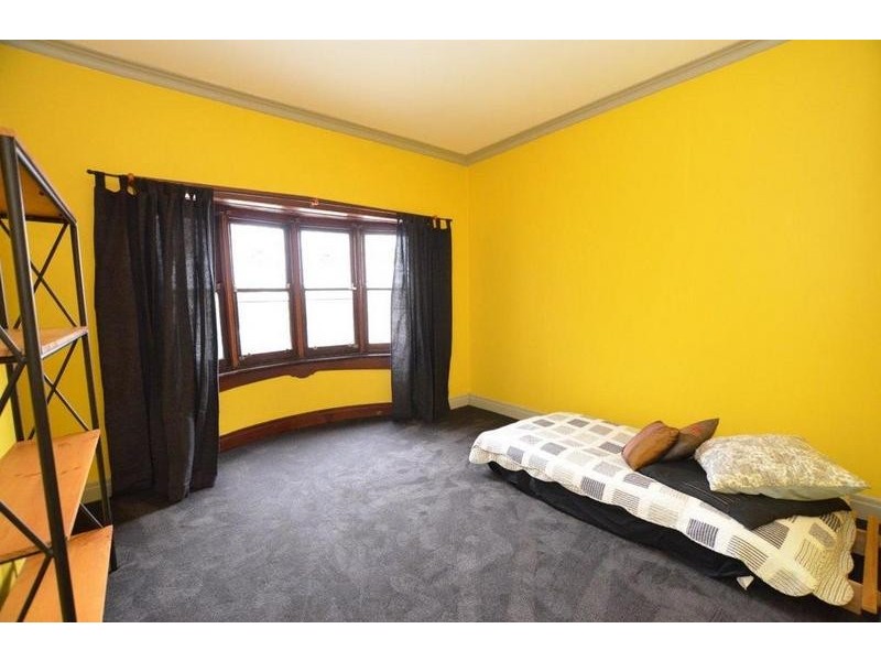 198 Somerville Road, Kingsville VIC 3012