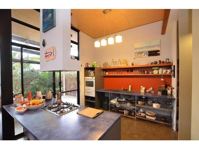 198 Somerville Road, Kingsville VIC 3012