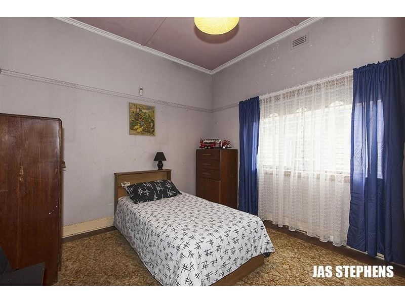 50 Hyde Street, Seddon VIC 3011