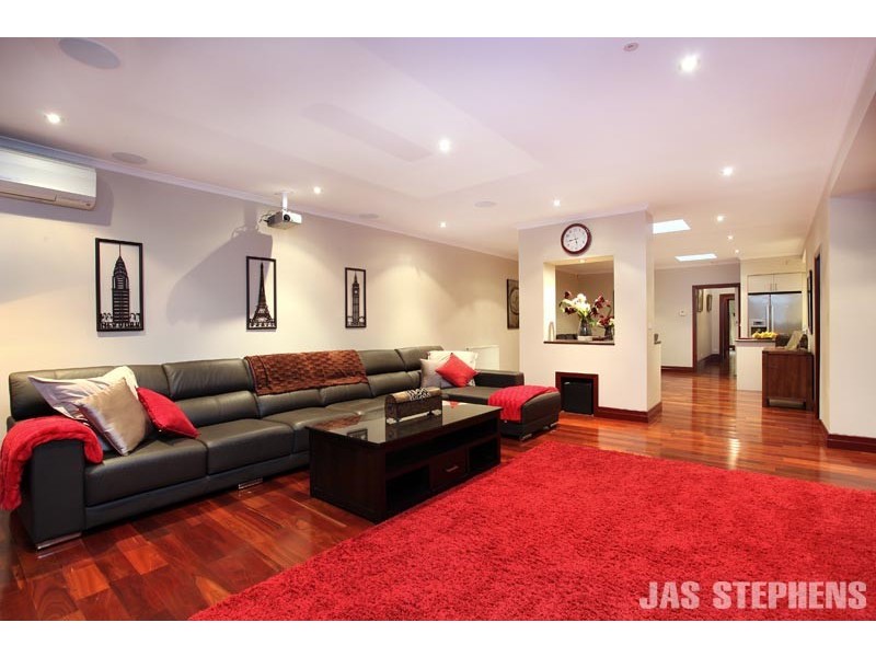 4 Webster Street, Seddon VIC 3011