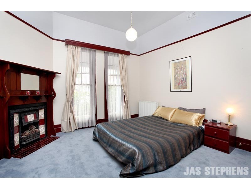 4 Webster Street, Seddon VIC 3011