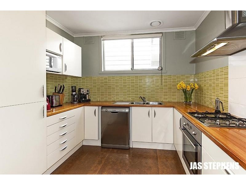 5 Fitzroy Street, Footscray VIC 3011