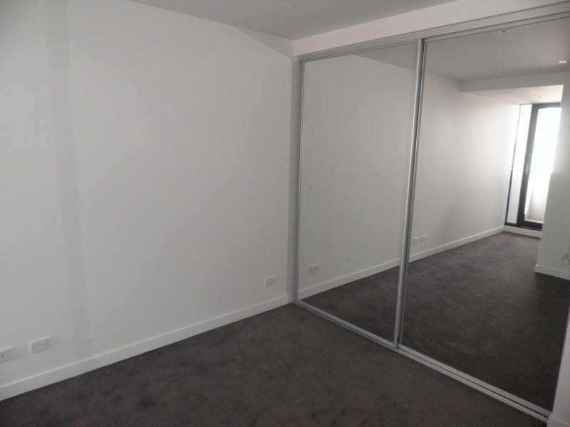 706/10 Droop Street, Footscray VIC 3011