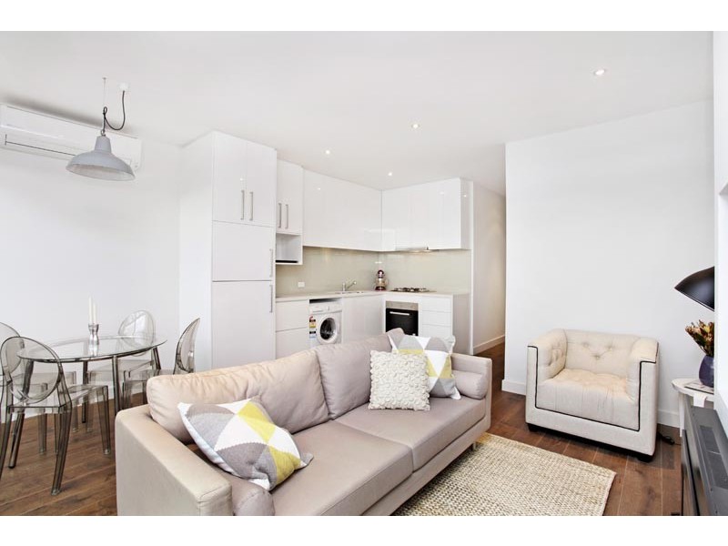 201/96 Pilgrim Street, Seddon VIC 3011