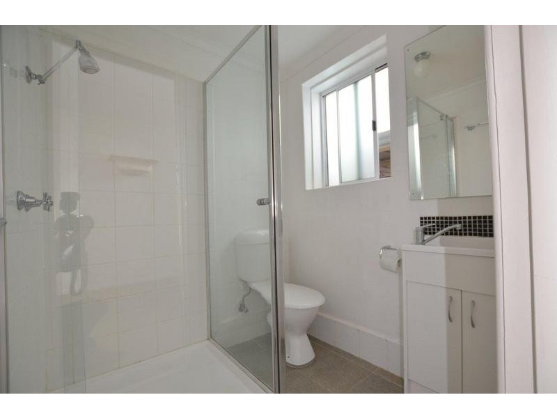 4/29 Schutt Street, Newport VIC 3015