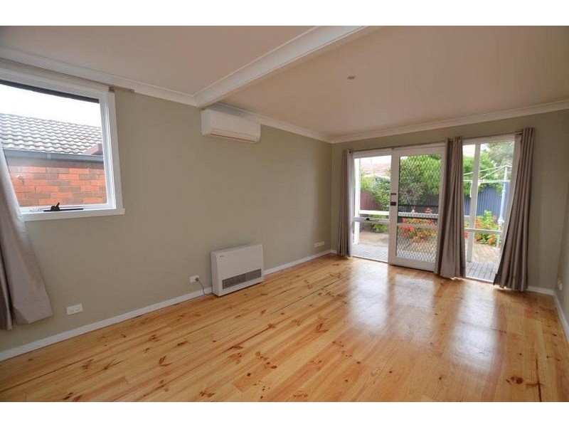 73 Pilgrim Street, Seddon VIC 3011