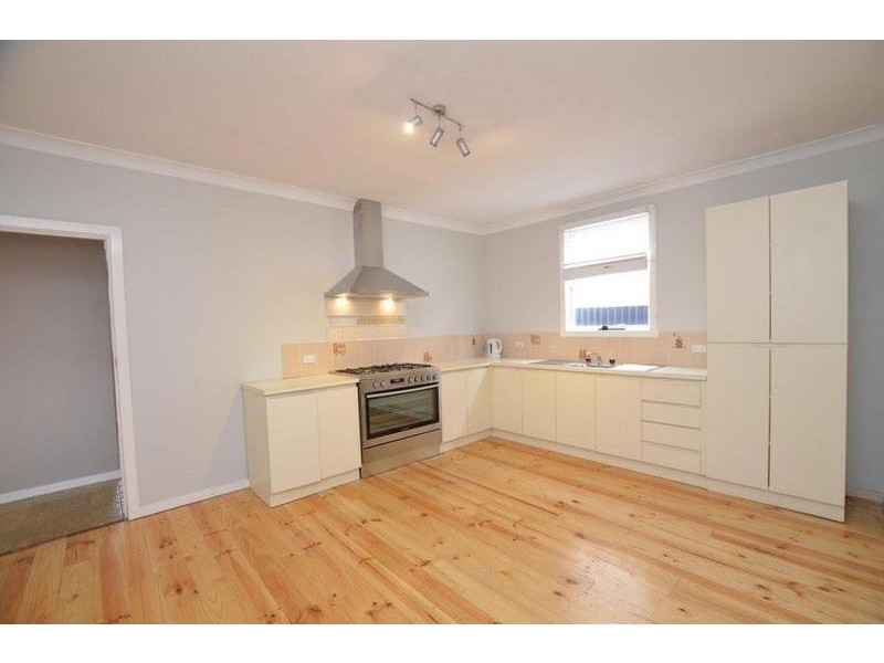 73 Pilgrim Street, Seddon VIC 3011