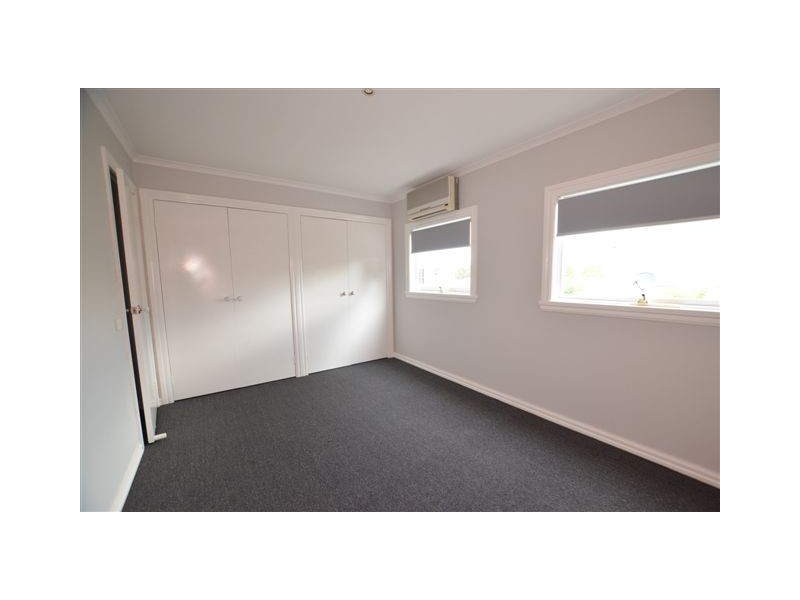 34 Emma Street, Seddon VIC 3011