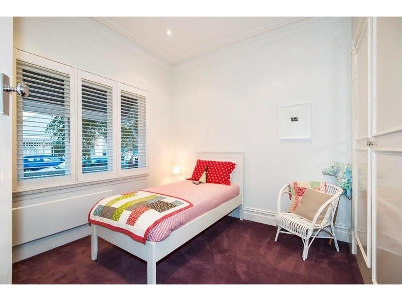 62 Queensville Street, Kingsville VIC 3012