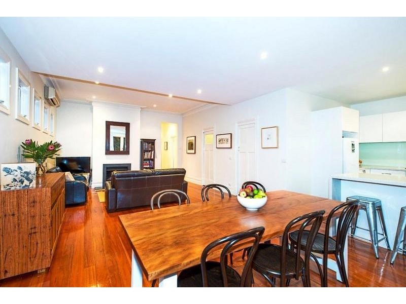 62 Queensville Street, Kingsville VIC 3012