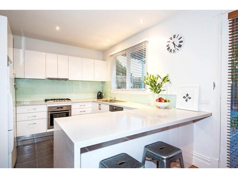 62 Queensville Street, Kingsville VIC 3012