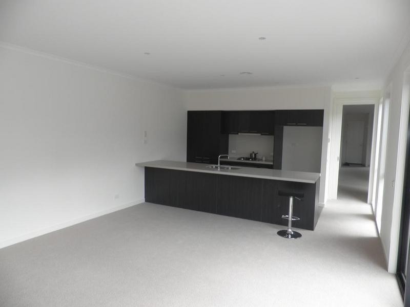 31 Warleigh Road, Footscray VIC 3011
