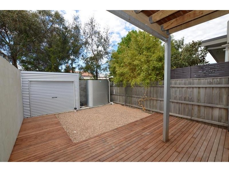 2/5 Stewart Street, Yarraville VIC 3013