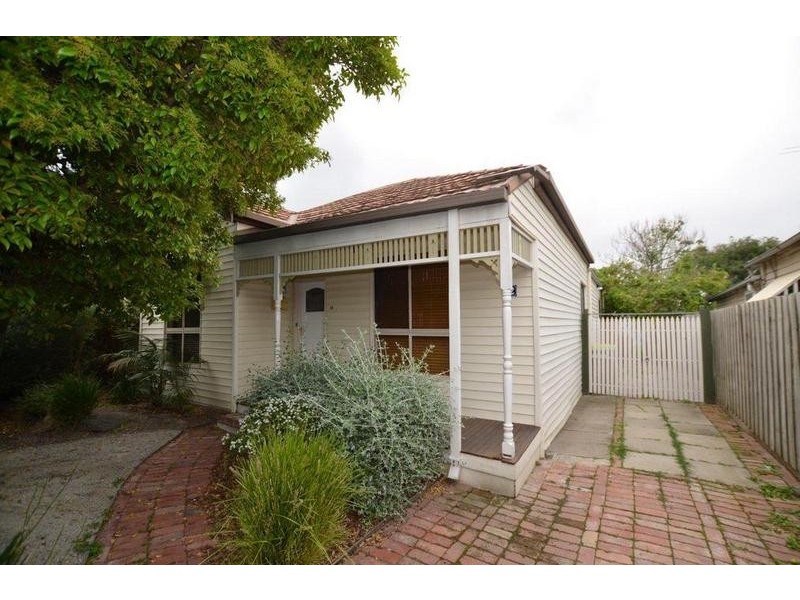 22 Vernon Street, South Kingsville VIC 3015