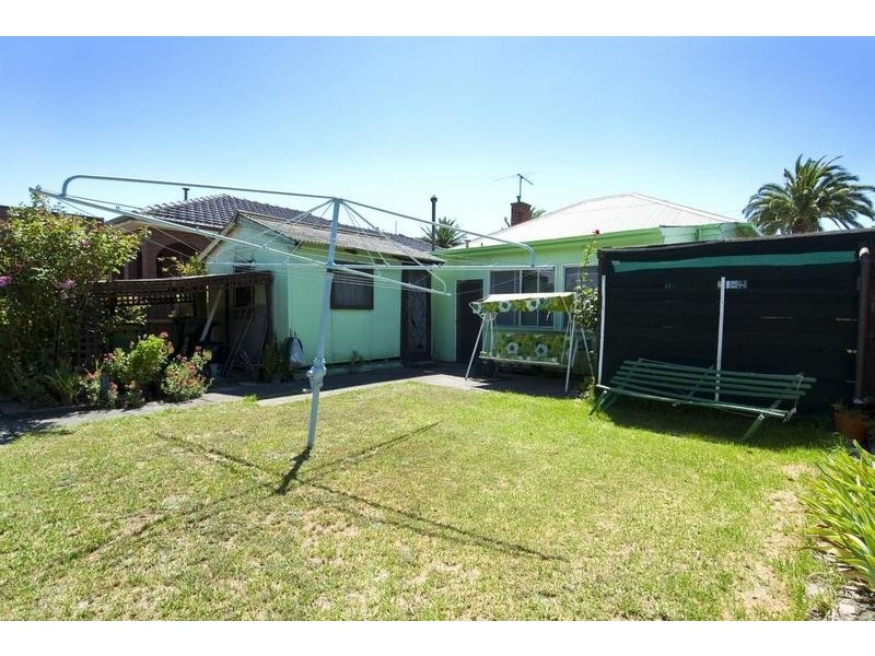 6 View Street, West Footscray VIC 3012