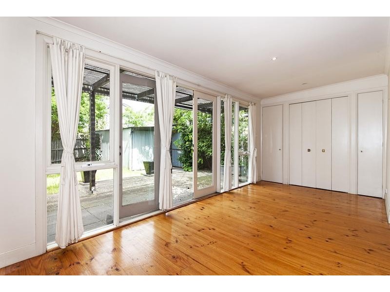 1a Albion Street, Kingsville VIC 3012