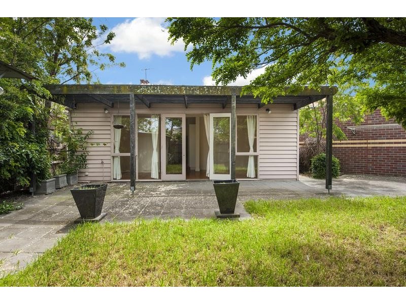 1a Albion Street, Kingsville VIC 3012