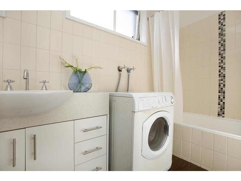 4/114 Commercial Road, Footscray VIC 3011