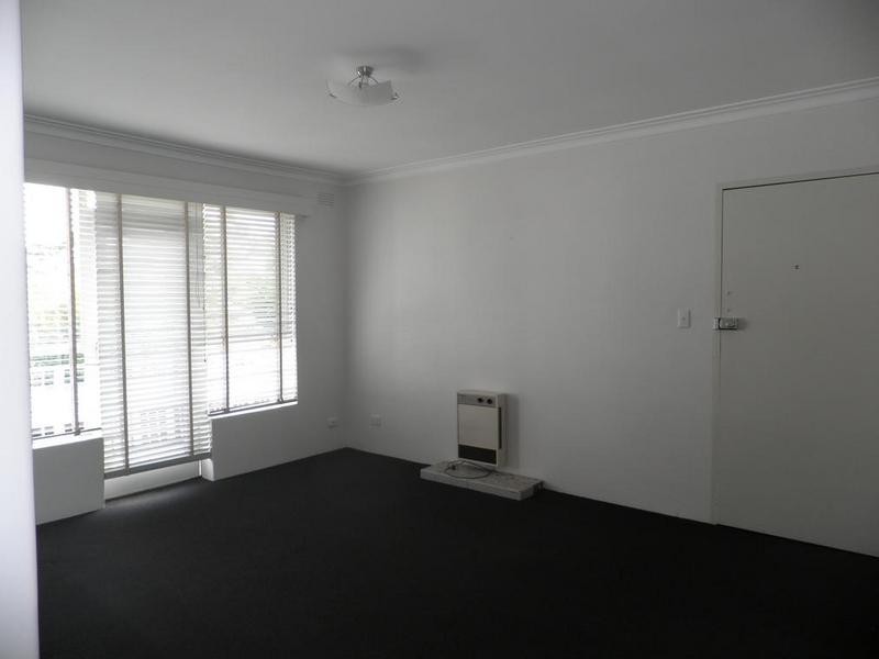 8/15 Tongue Street, Yarraville VIC 3013