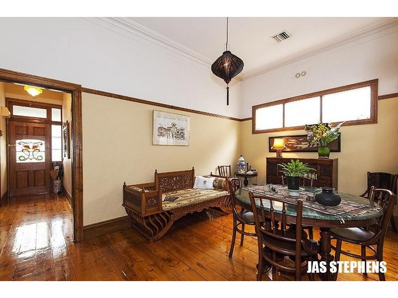 13 Tennyson Street, Seddon VIC 3011